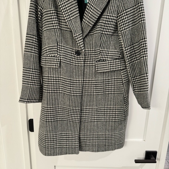 NWT houndstooth dress coat - Picture 4 of 9